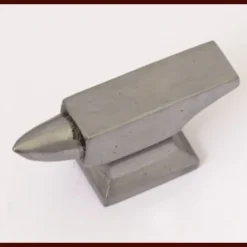 Enclume En Fonte -Epees Celtiques Magasin enclume en fonte 1