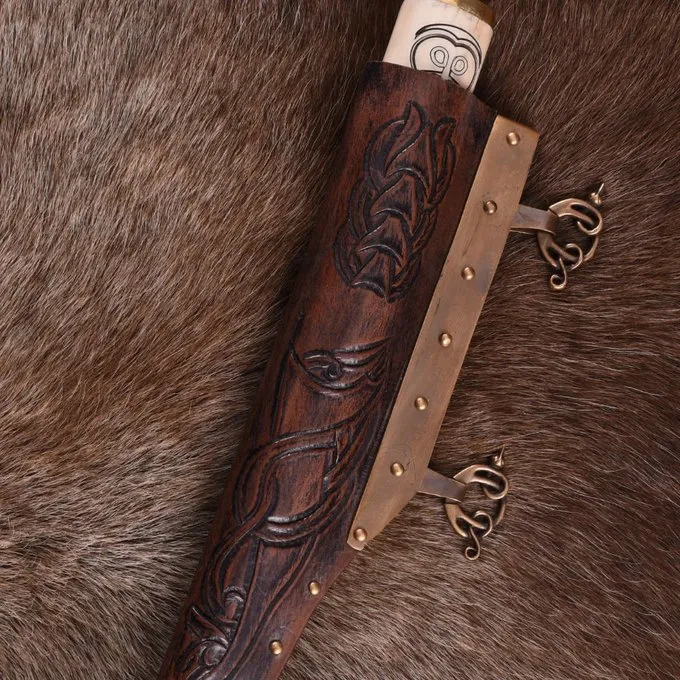 Deepeeka Petite Scramasaxe Viking Nordique Avec Poignée En Os Décorée 6 Deepeeka Petite Scramasaxe Viking Nordique Avec Poignée En Os Décorée – Image 4